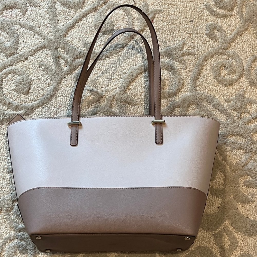 Kate Spade Everpurse IPhone Charging Purse